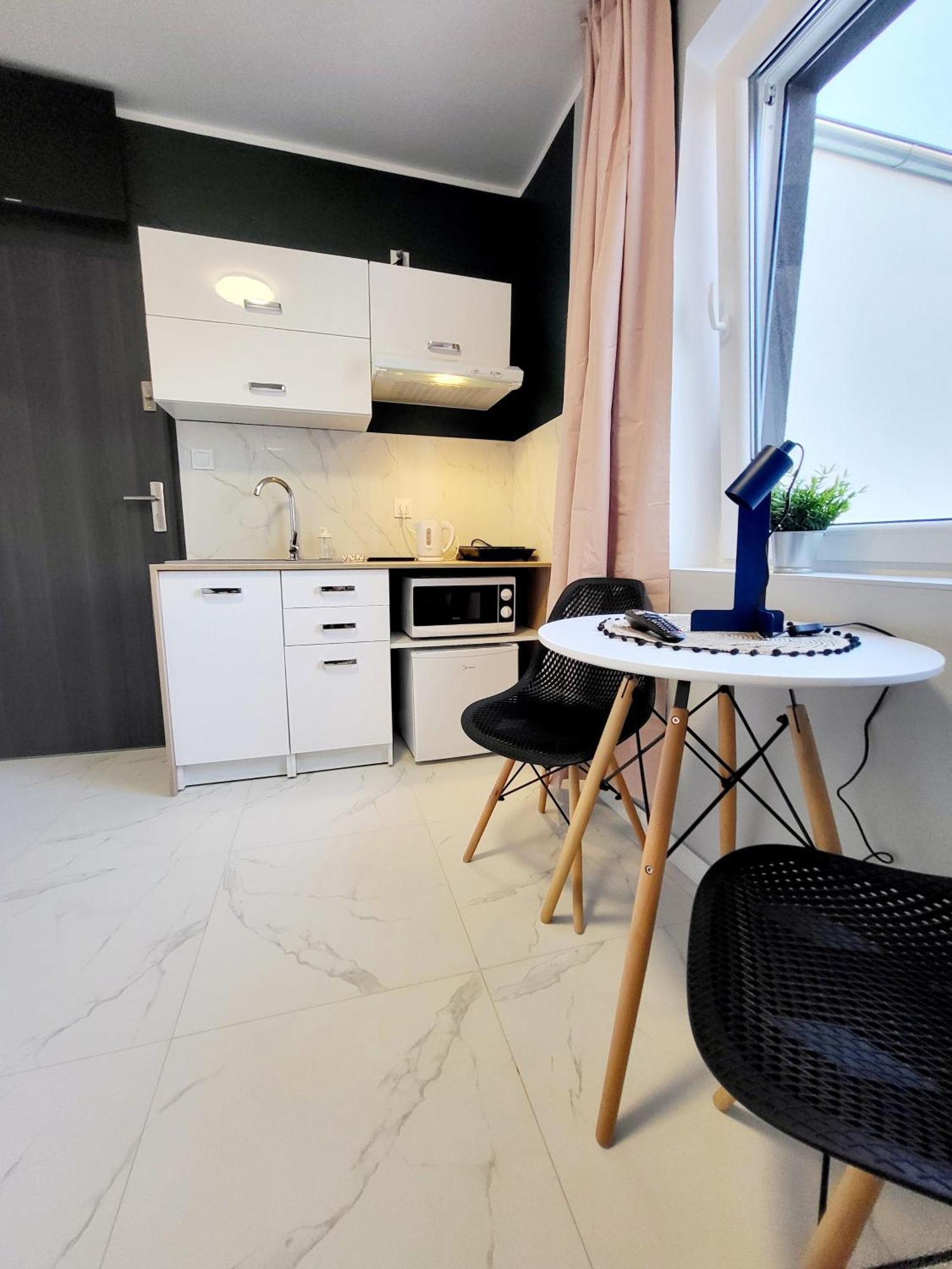 Mini Apartamenty Poznań Buitenkant foto